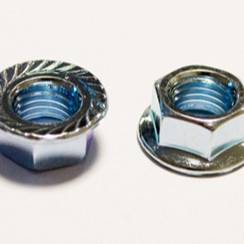 Matice unašeče rozety M10x1,25mm SUZUKI GSX-S 1000 rok 15-16